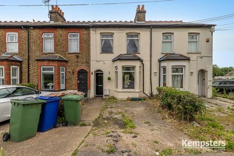 2 Kings Terrace, Fobbing, Stanford-le-hope, SS17 9HB