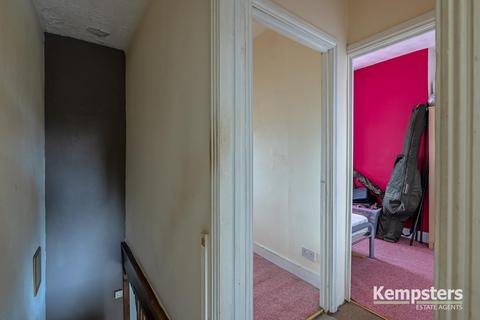 2 Kings Terrace, Fobbing, Stanford-le-hope, SS17 9HB