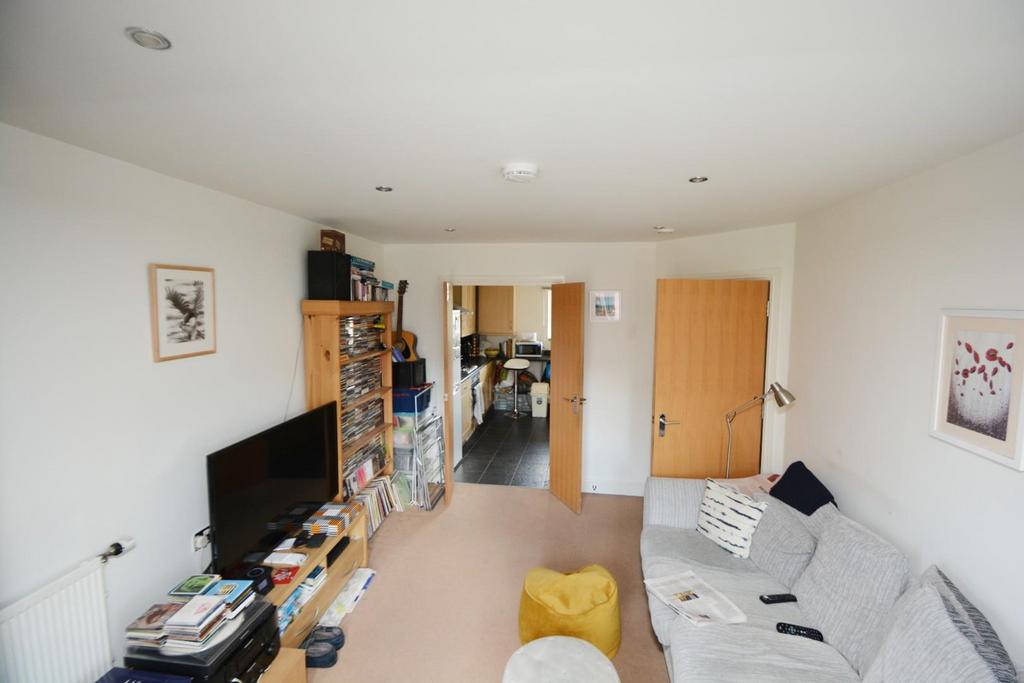 Drinkwater Road, Harrow, HA2 0FZ 1 bed flat £1,300 pcm (£300 pw)