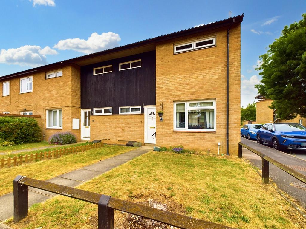 Bascraft Way, Godmanchester, Cambridgeshire. 2 bed end of terrace house