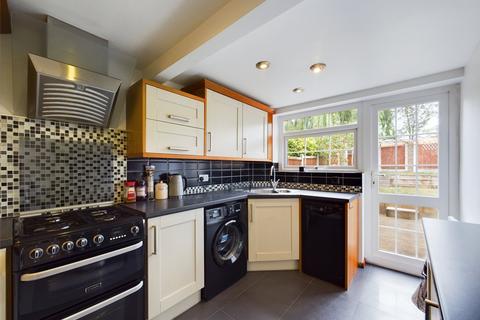 9 Darwin Close, Cheltenham, GL51 0UE