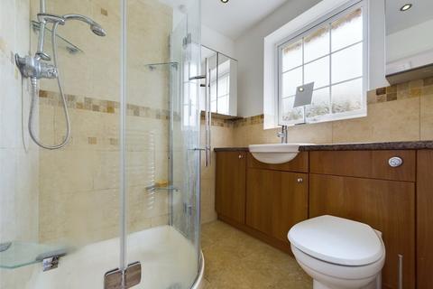 9 Darwin Close, Cheltenham, GL51 0UE