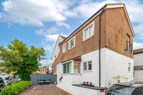 1 bedroom maisonette for sale, Somerset Road, Redhill, Surrey, RH1