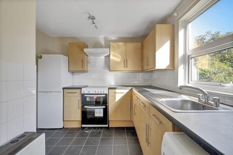 2 bedroom flat to rent, 2 bedroom Flat in Chichester