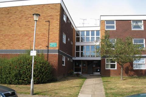 2 bedroom flat to rent, 2 bedroom Flat in Chichester