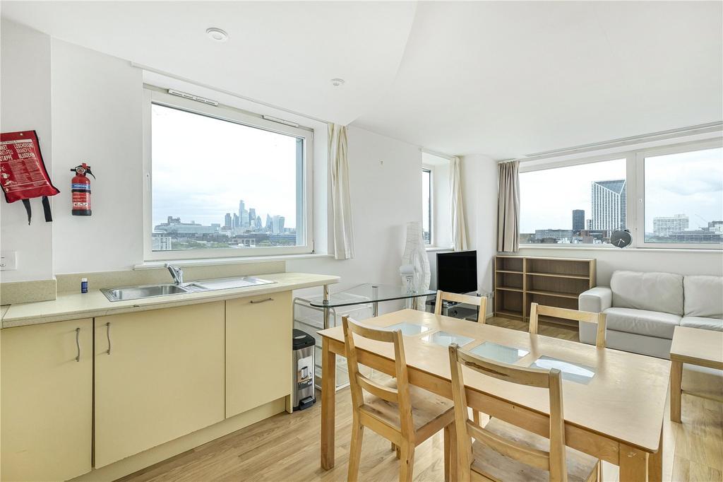 Kitchen/Reception