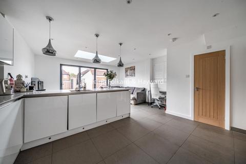 3 Constance Crescent, Bromley, BR2 7QH