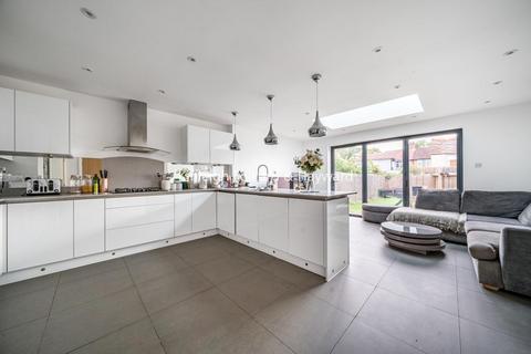 3 Constance Crescent, Bromley, BR2 7QH