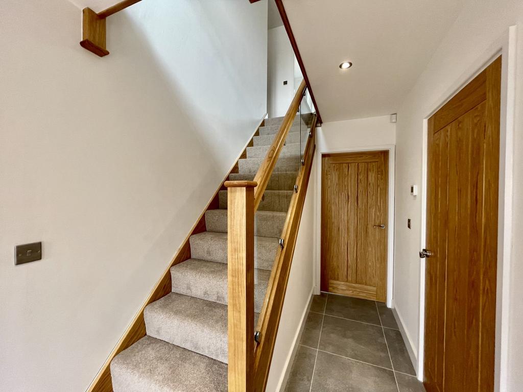 Long Bank, Bewdley, Worcestershire DY12 4 bed detached house for sale