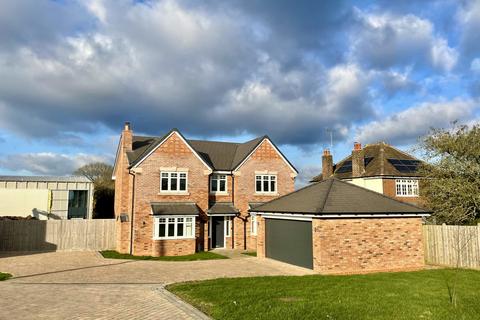 4 bedroom detached house for sale, Long Bank, Bewdley, Worcestershire DY12