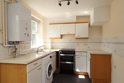 2 bedroom terraced house to rent, Earles Meadow, Horsham