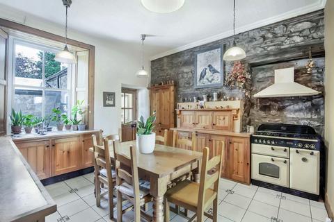 Rosemount Pittenzie Road, Crieff, PH7 3JN