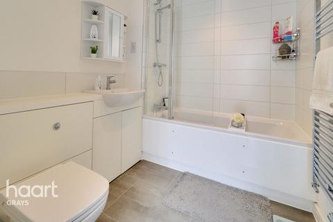 37 Bata Mews, East Tilbury, Tilbury, RM18 8FR