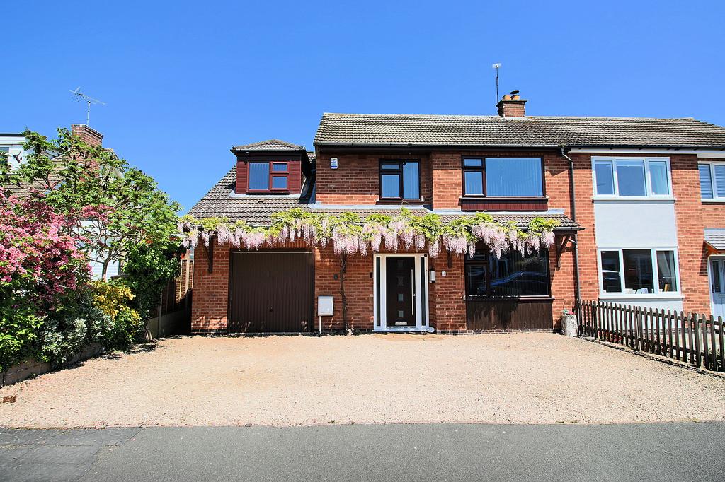 Elmdale Road, Earl Shilton, LE9 4 bed semidetached house for sale £
