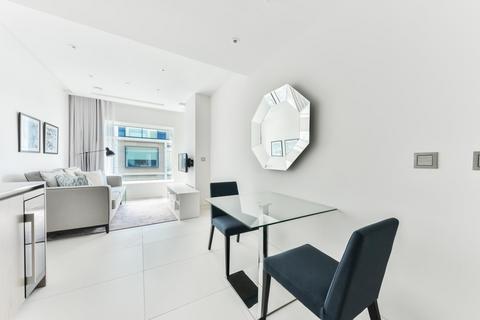 1 bedroom apartment to rent, Sugar Quay, Landmark Place, City, EC3R