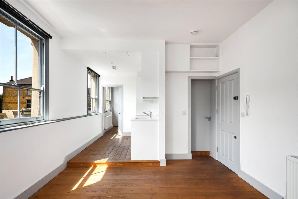 Living Room/Kitchen