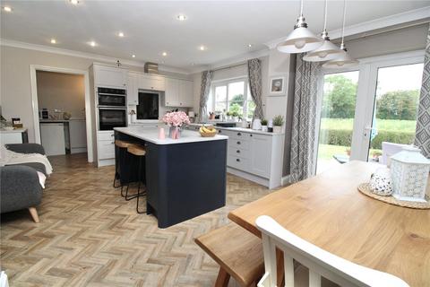 4 bedroom detached house for sale, Main Road, Hemingstone, Ipswich, Suffolk, IP6