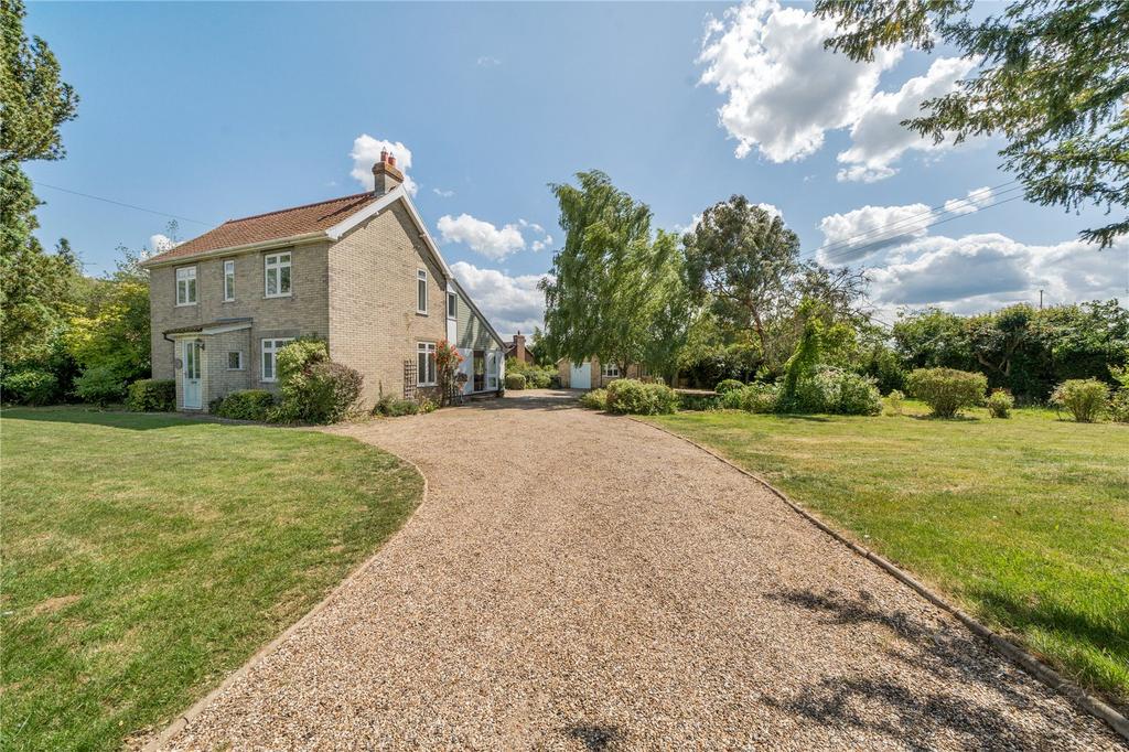 Forward Green, Stowmarket, Suffolk, IP14 4 bed detached house for sale