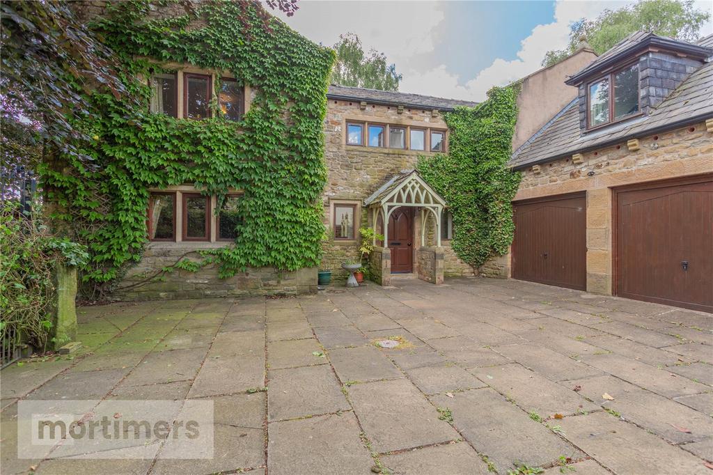 Church Street, Ribchester, PR3 5 bed detached house for sale £595,000
