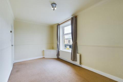 2 bedroom flat to rent, Victoria Road, Earby, BB18