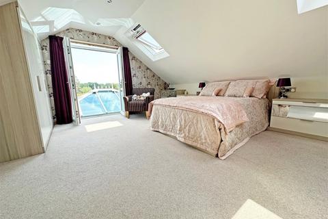 26 Malthouse Lane, Earlswood, Solihull, B94 5RY