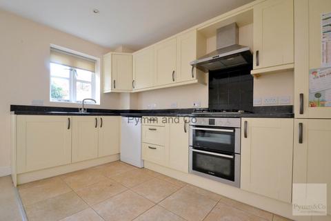 4 bedroom house to rent, Tavern Court, Norwich NR12