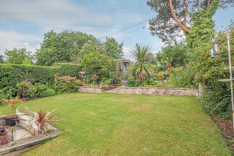 14 Buxton Road, Furness Vale, High Peak, SK23 7PF