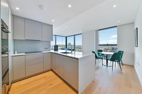 2 bedroom apartment to rent, Hampton Tower, South Quay Plaza, London, E14