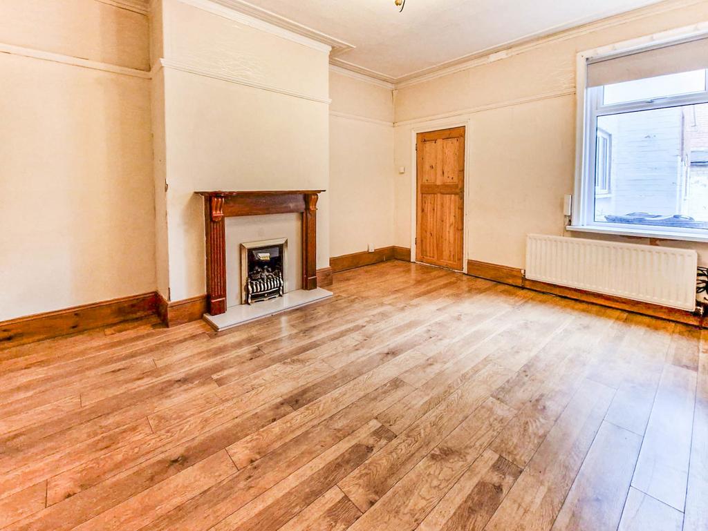 St Vincent Street, South Shields, Tyne and Wear, NE33 3AR 2 bed ground