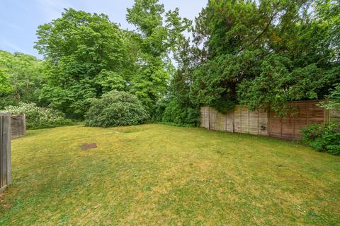 19 Cobblers Close, Farnham Royal, Slough, SL2 3DT