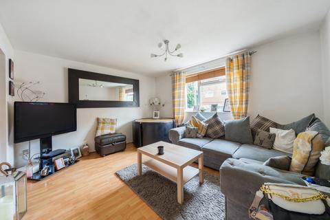 19 Cobblers Close, Farnham Royal, Slough, SL2 3DT
