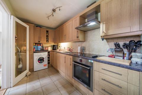 19 Cobblers Close, Farnham Royal, Slough, SL2 3DT