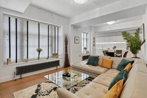 2 bedroom apartment for sale, Exchange Court, Covent Garden WC2R