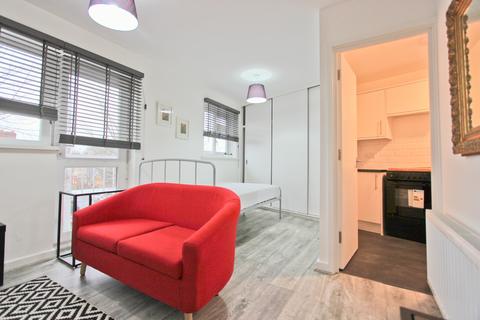 118 Dames Road, London, E7 0EB