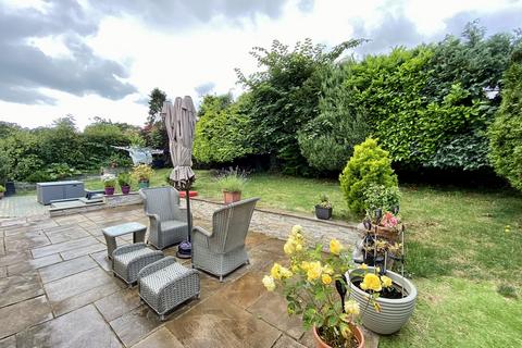 2 Lime Trees Avenue, Llangattock, Crickhowell, NP8 1LB