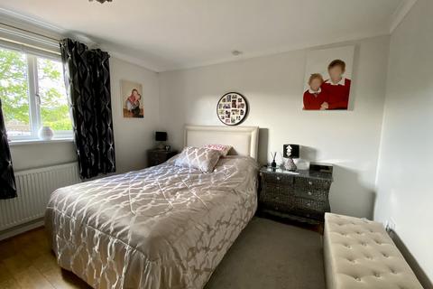 2 Lime Trees Avenue, Llangattock, Crickhowell, NP8 1LB