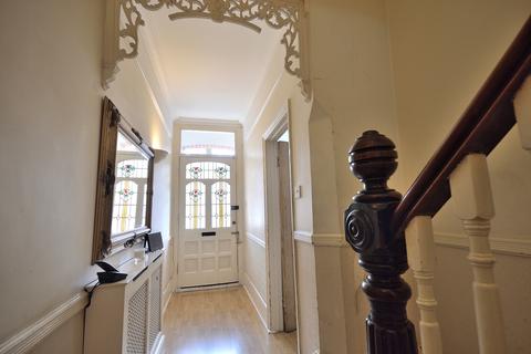 49 Devonshire Road, Palmers Green, London, N13 4QU