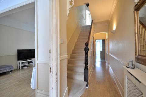49 Devonshire Road, Palmers Green, London, N13 4QU