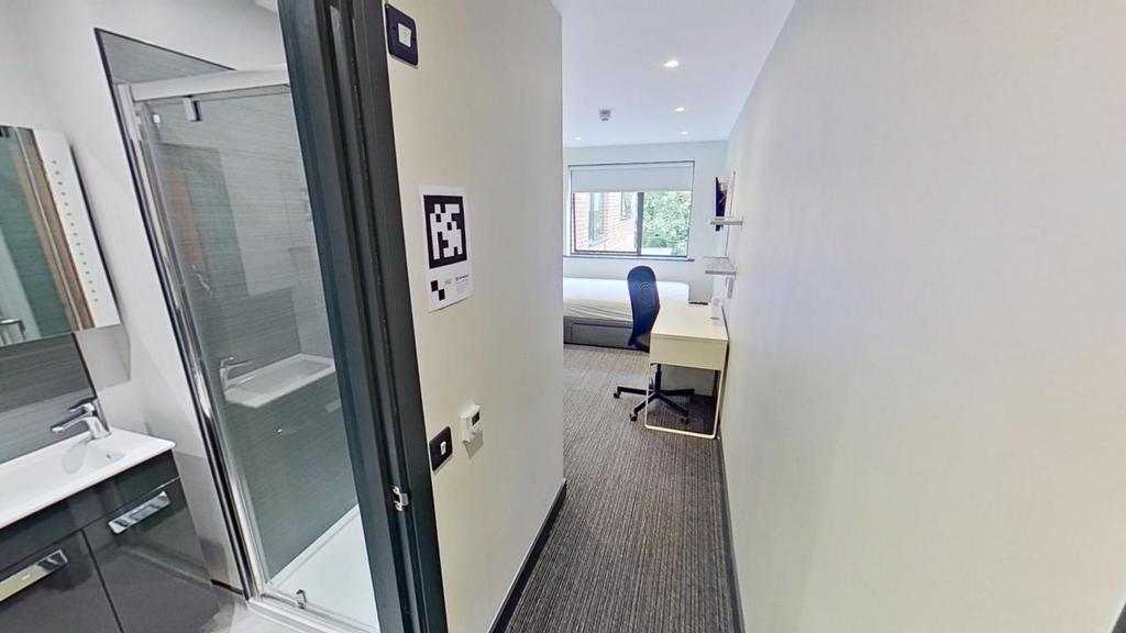 SAR Court Cedar Luxury Plus Room