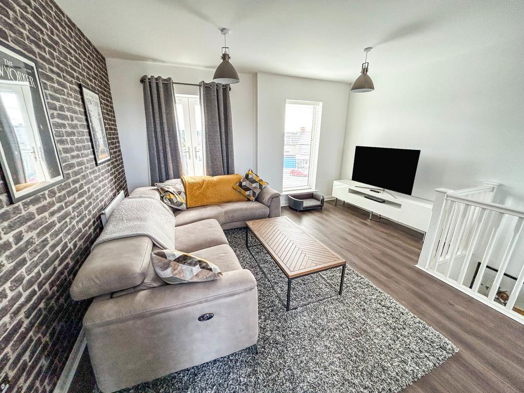 Gibson Street, NewbigginbytheSea, Northumberland, NE64 6UT 3 bed
