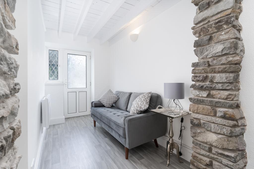 Sion Street, Pontypridd CF37 1 bed terraced house for sale £95,000