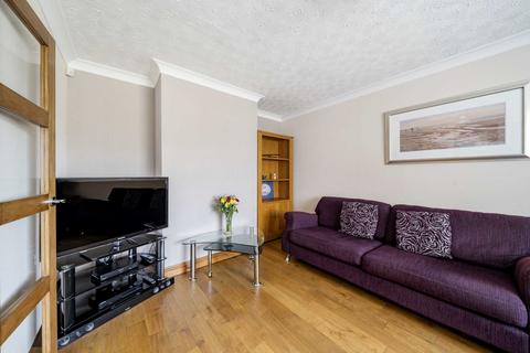 16 Cobb Crescent, Caldicot, NP26 5BY