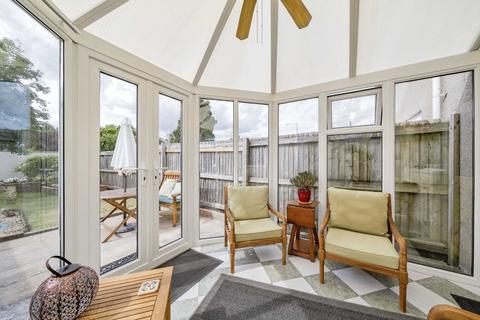 16 Cobb Crescent, Caldicot, NP26 5BY