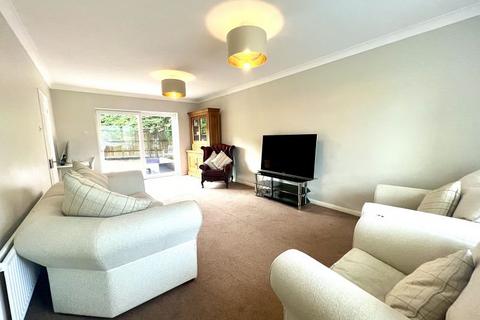 4 bedroom detached house for sale, Links Way, Little Bookham KT23