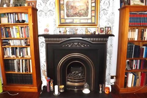 38 Windsor Avenue, Edgware, HA8 8SR