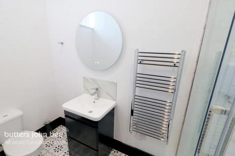 1 bedroom apartment to rent, High Street, Stoke on trent