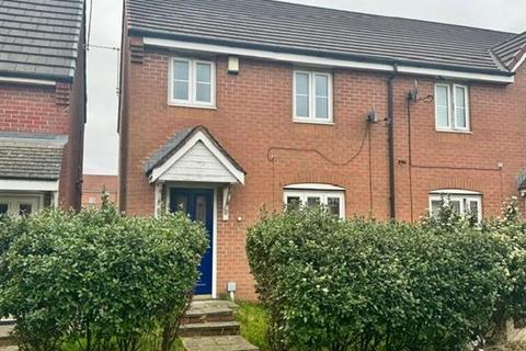 3 bedroom end of terrace house to rent - Mona Road, Chadderton