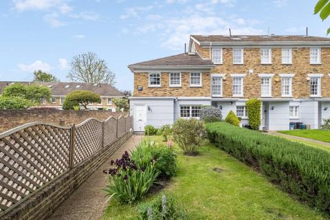 3 bedroom end of terrace house to rent, Chester Close, Queens Ride, Barnes, London, SW13