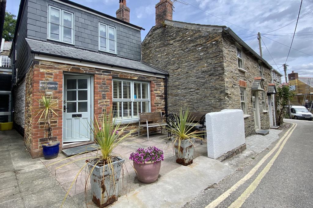Serendipity, Padstow, PL28 3 bed detached house for sale £750,000