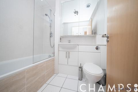 2 bedroom flat for sale, Gainsborough House Cassilis Road , E14 9LQ